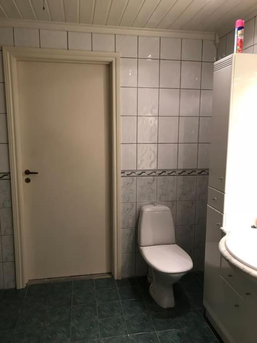 Comfortable 3 Bedroom Apartment On One Floor. Sandefjord Bagian luar foto