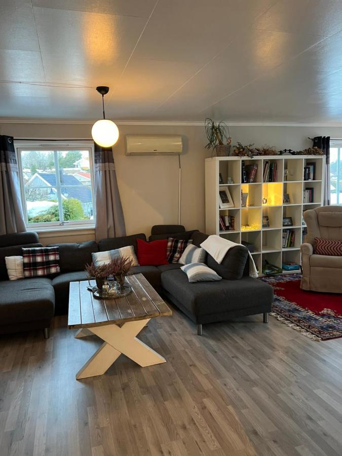 Comfortable 3 Bedroom Apartment On One Floor. Sandefjord Bagian luar foto